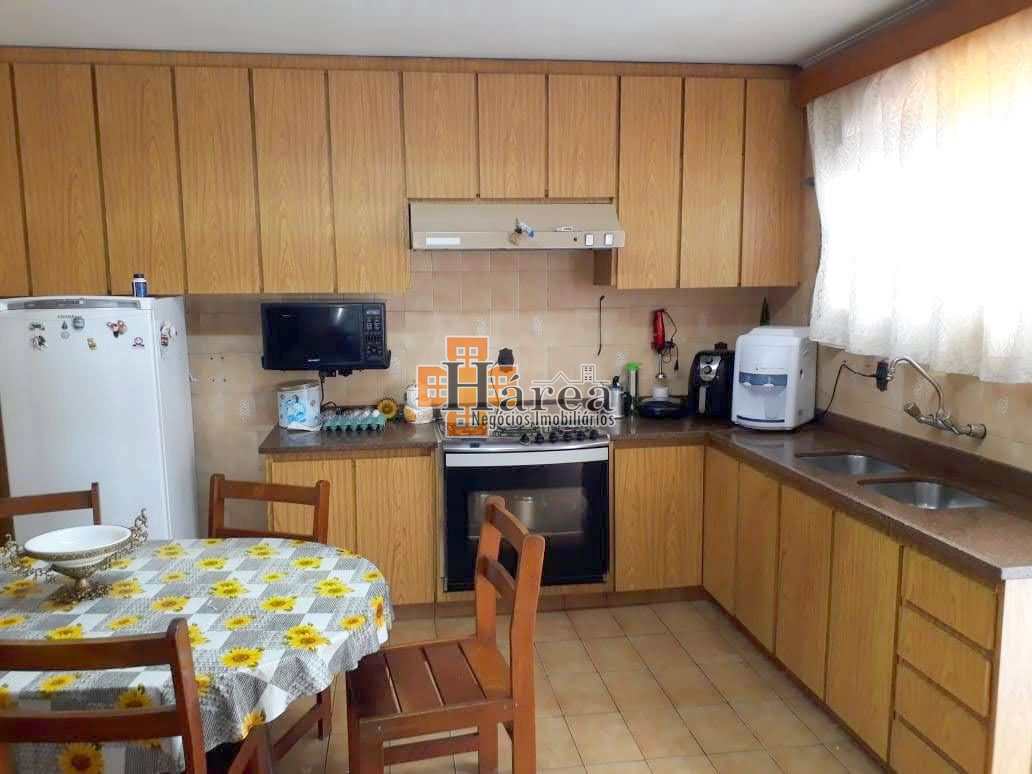 Sobrado à venda com 4 quartos, 214m² - Foto 26