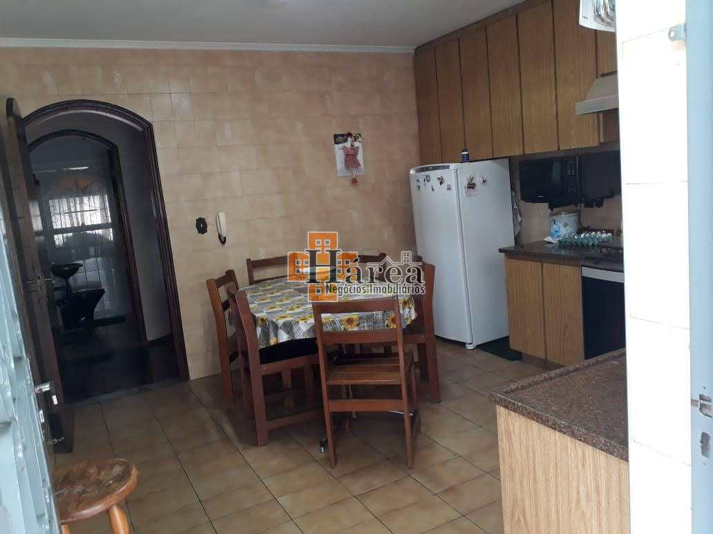 Sobrado à venda com 4 quartos, 214m² - Foto 27