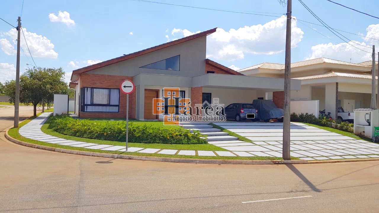 Casa de Condomínio à venda com 4 quartos, 349m² - Foto 1