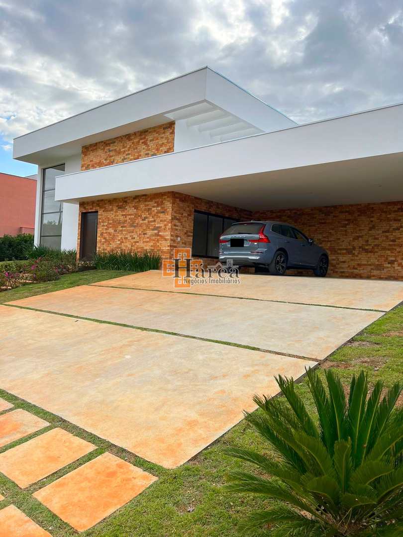 Casa de Condomínio à venda com 4 quartos, 334m² - Foto 4