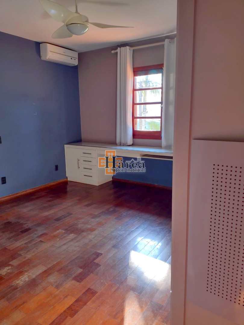 Sobrado à venda com 3 quartos, 344m² - Foto 14