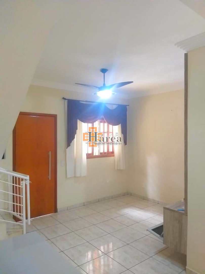 Sobrado à venda com 2 quartos, 70m² - Foto 3