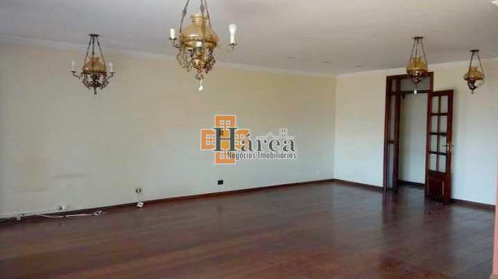 Apartamento à venda com 3 quartos, 220m² - Foto 3