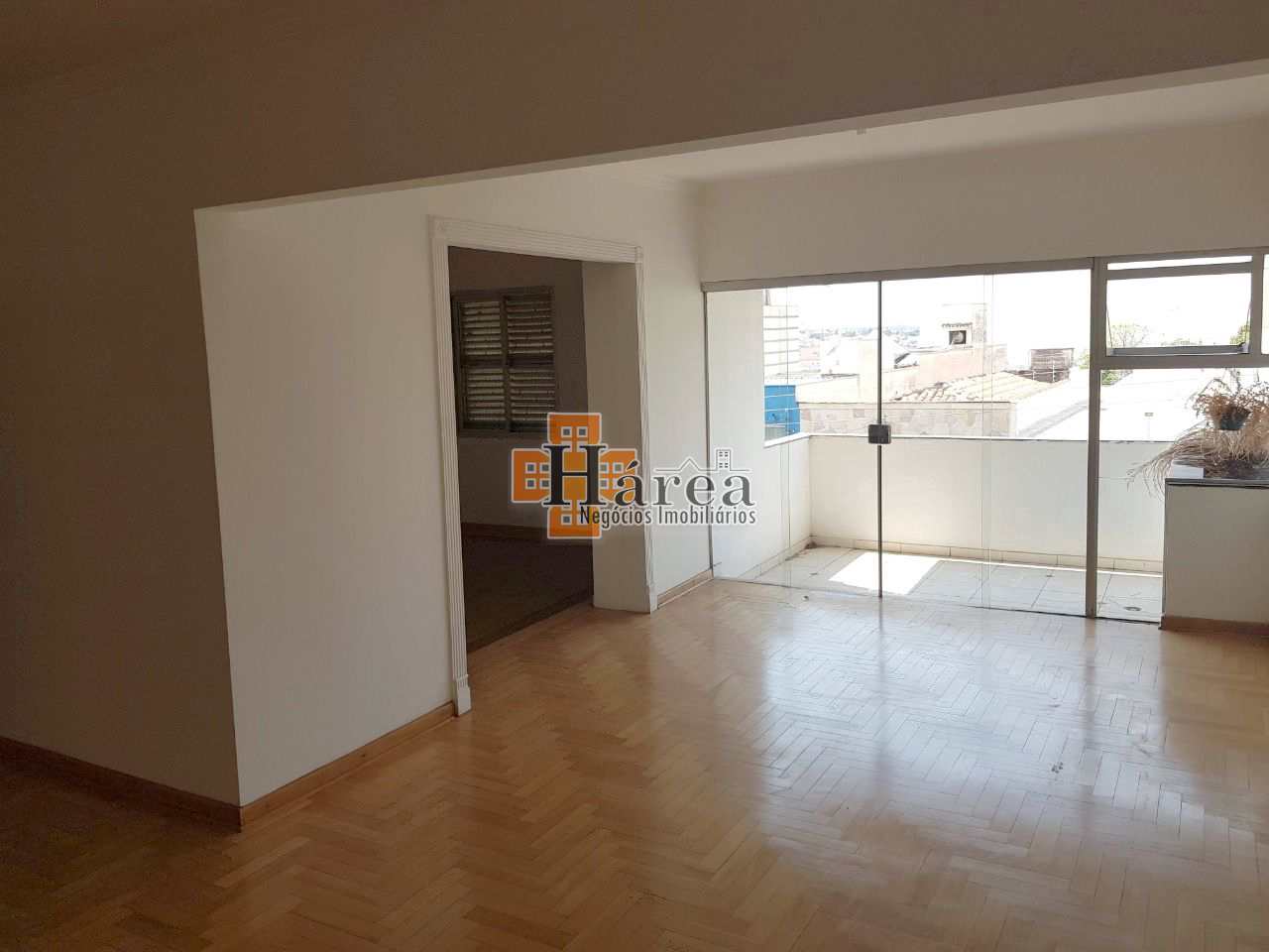 Apartamento à venda com 3 quartos, 170m² - Foto 6