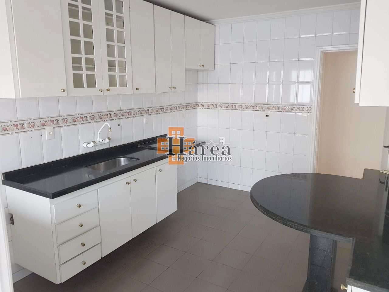 Apartamento à venda com 3 quartos, 170m² - Foto 14