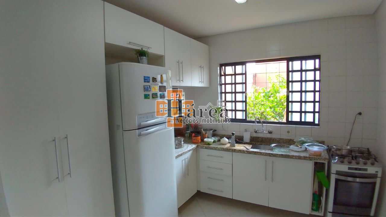 Sobrado à venda com 2 quartos, 173m² - Foto 17