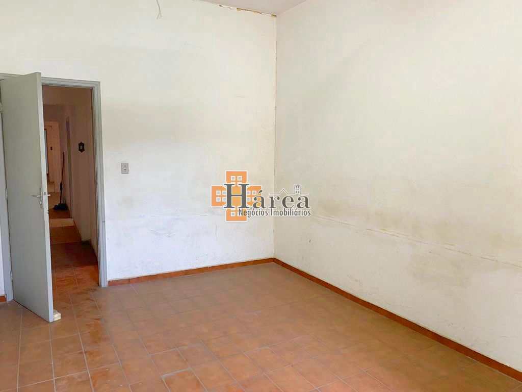 Casa à venda com 3 quartos, 250m² - Foto 6