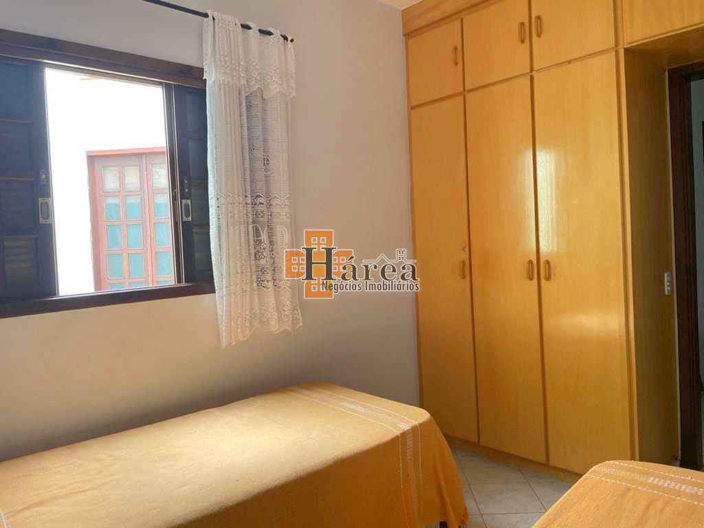 Casa à venda com 4 quartos, 270m² - Foto 20