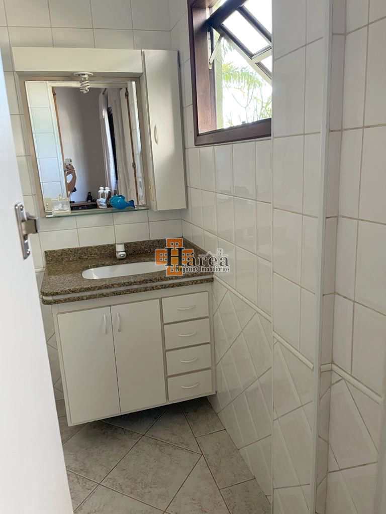 Casa à venda com 4 quartos, 270m² - Foto 36