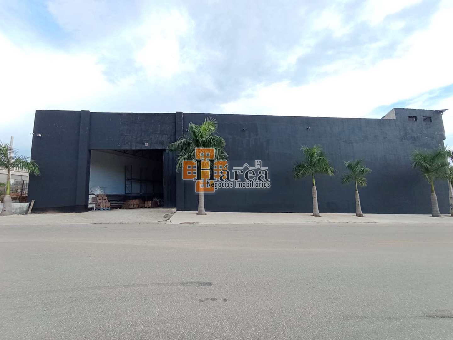 Prédio Inteiro para alugar, 1300m² - Foto 2