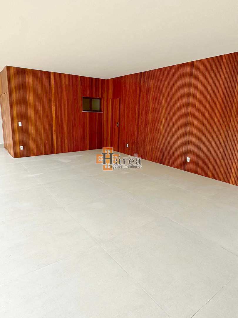 Casa de Condomínio à venda com 4 quartos, 355m² - Foto 2