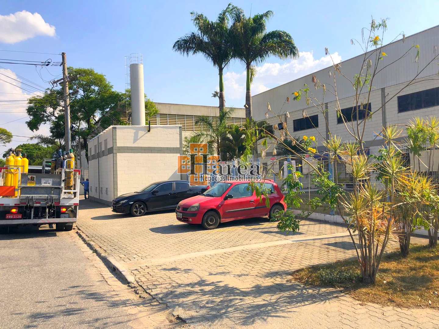 Depósito-Galpão-Armazém para alugar, 2700m² - Foto 2