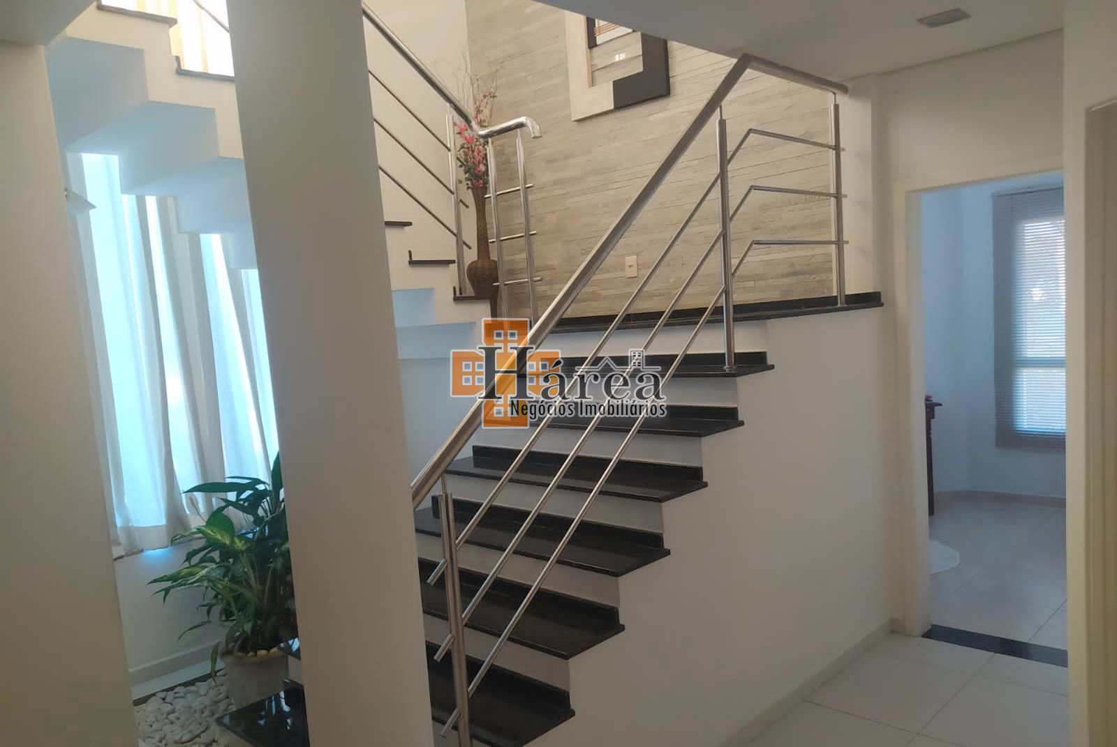 Sobrado à venda com 3 quartos, 300m² - Foto 11