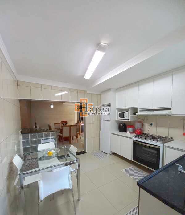 Sobrado à venda com 3 quartos, 190m² - Foto 14