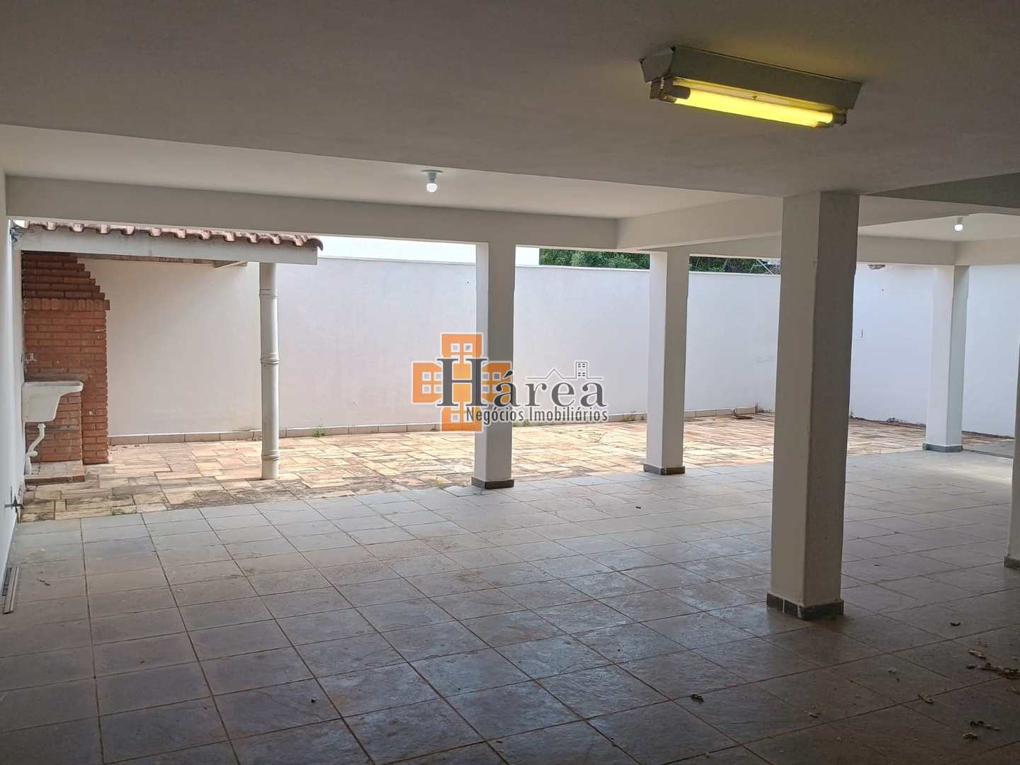 Casa para alugar com 3 quartos, 325m² - Foto 45