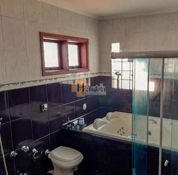 Sobrado à venda com 3 quartos, 241m² - Foto 18