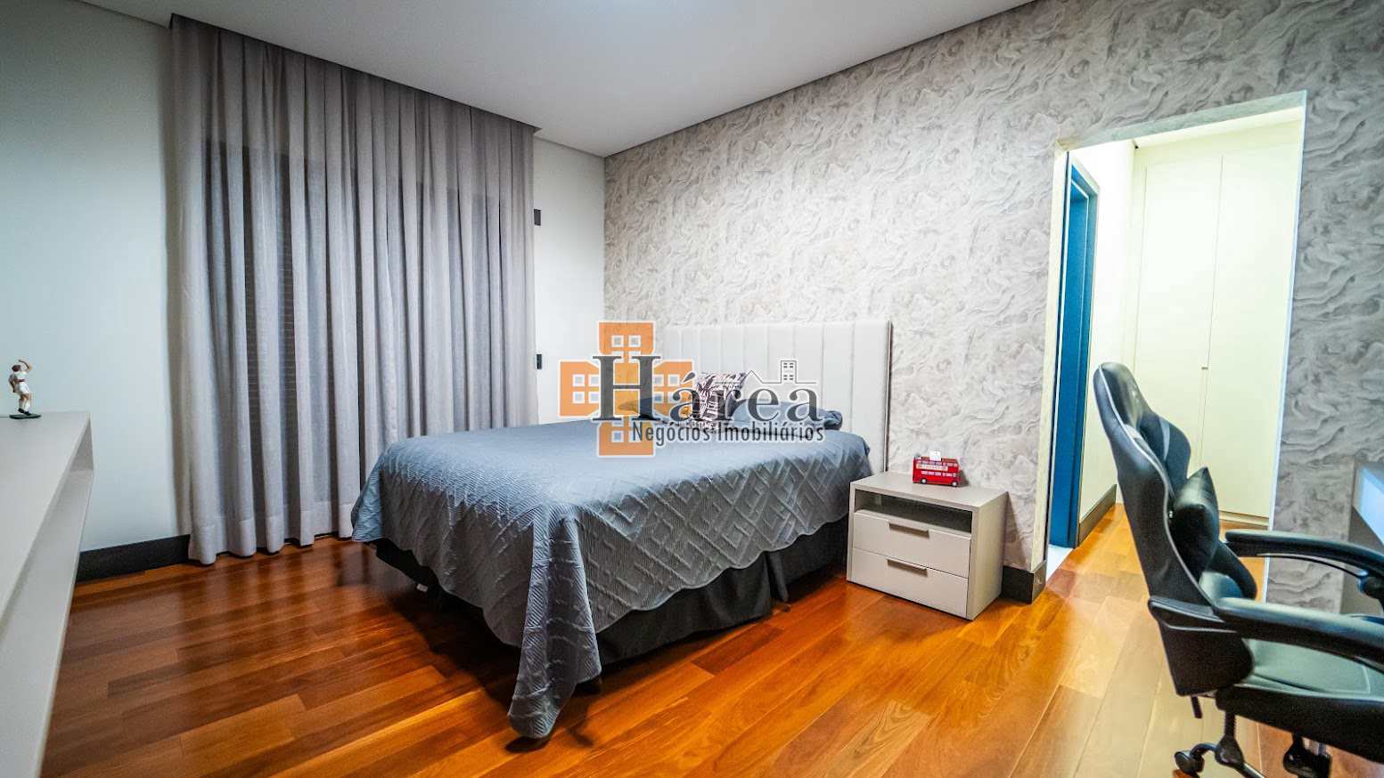 Casa de Condomínio à venda com 4 quartos, 440m² - Foto 37