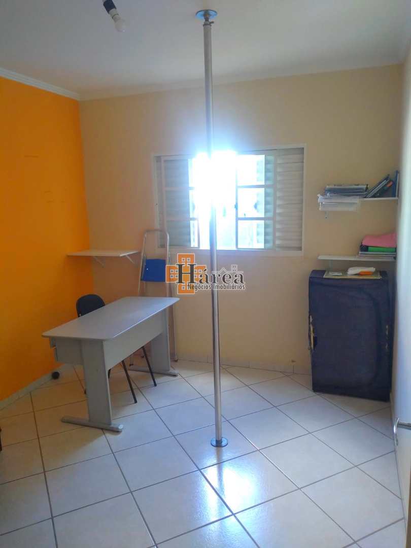 Casa à venda com 2 quartos, 143m² - Foto 14