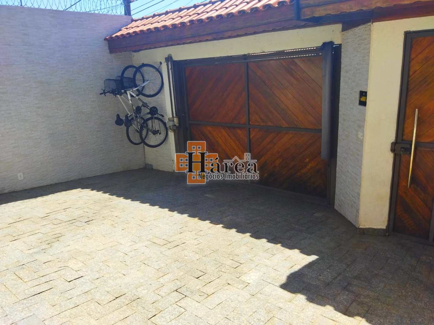 Casa à venda com 2 quartos, 120m² - Foto 2