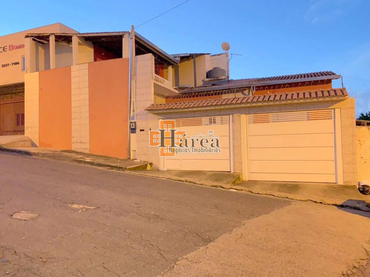 Sobrado à venda com 3 quartos, 209m² - Foto 2