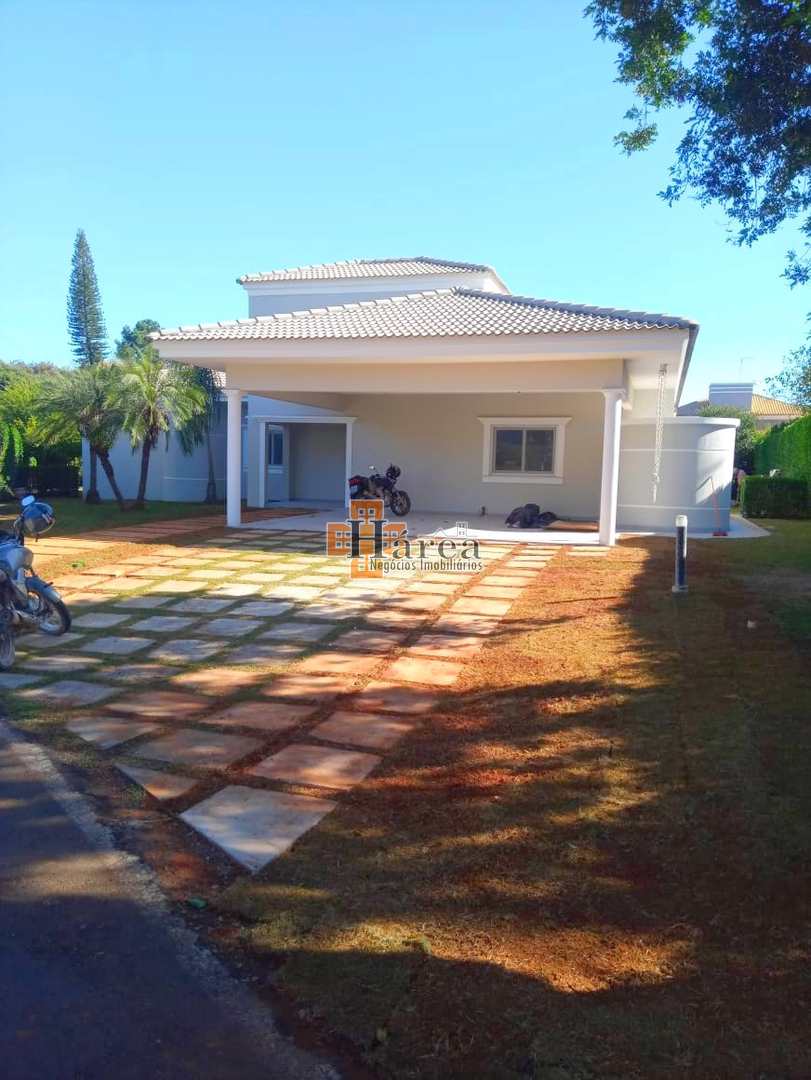 Casa de Condomínio à venda com 3 quartos, 315m² - Foto 1