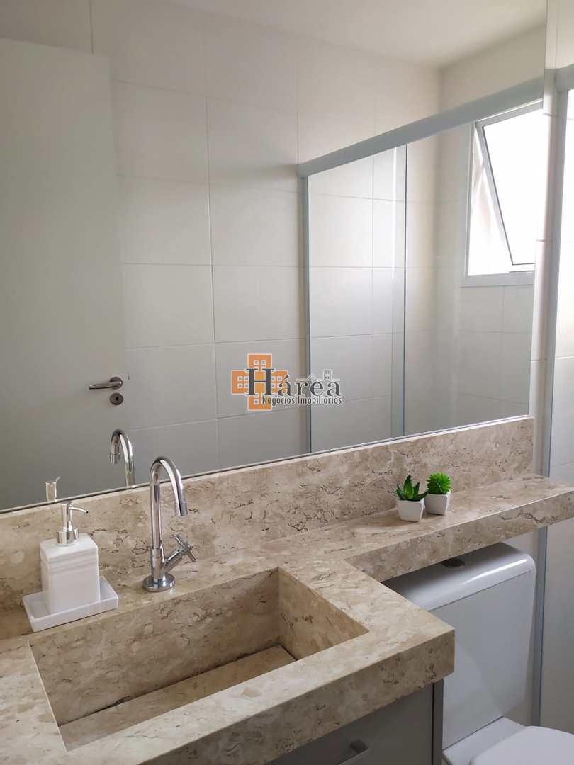 Apartamento à venda com 2 quartos, 61m² - Foto 11