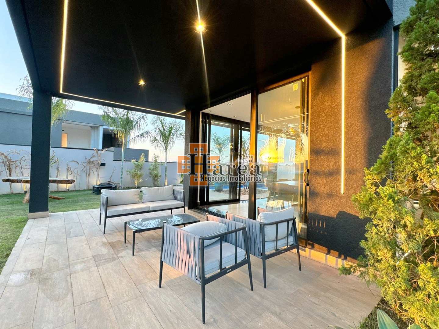 Sobrado à venda e aluguel com 3 quartos, 250m² - Foto 24