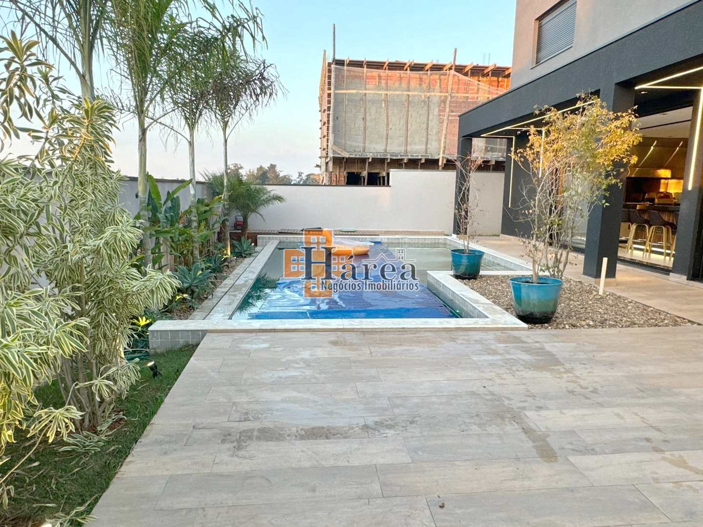 Sobrado à venda e aluguel com 3 quartos, 250m² - Foto 27