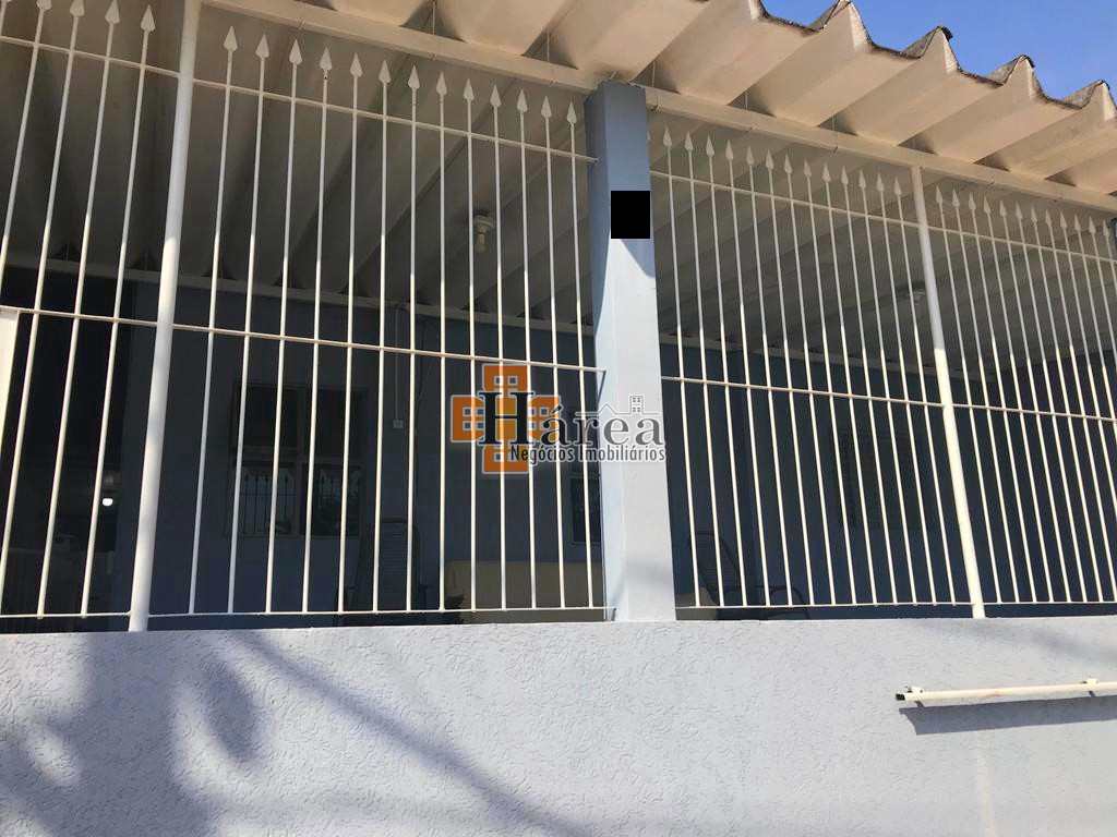 Casa à venda com 3 quartos, 171m² - Foto 2