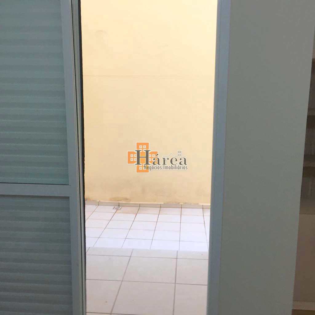 Apartamento à venda com 2 quartos, 79m² - Foto 17