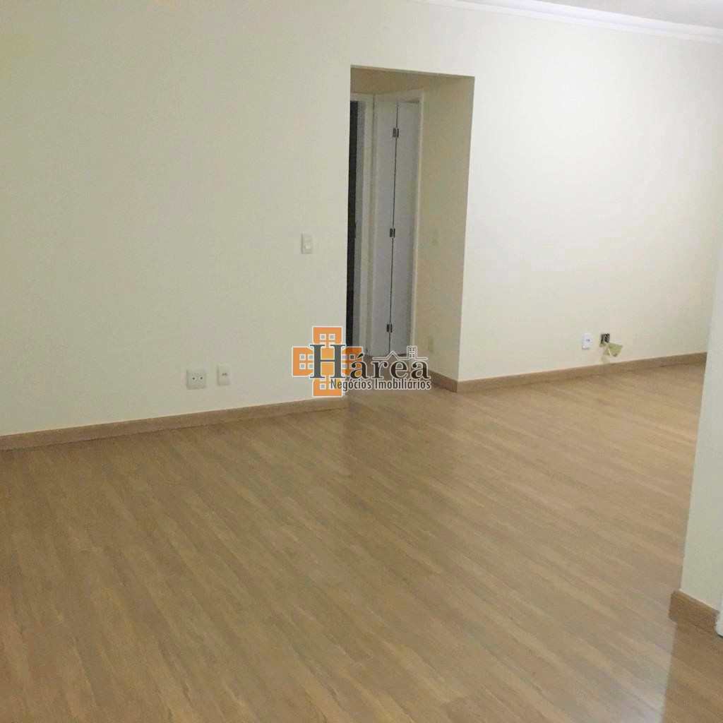 Apartamento à venda com 2 quartos, 79m² - Foto 8