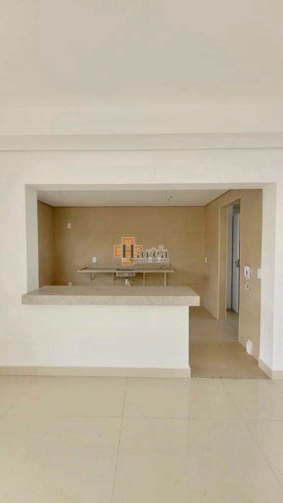 Apartamento à venda com 3 quartos, 166m² - Foto 9