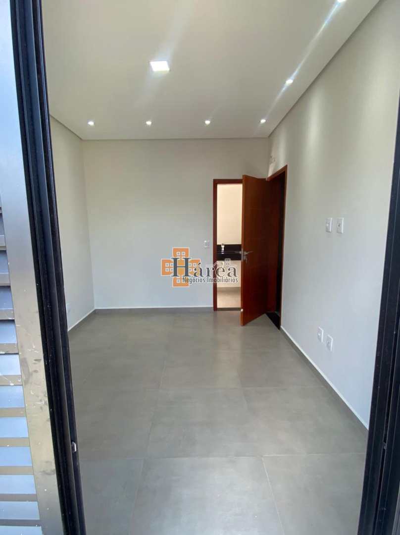 Sobrado à venda com 3 quartos, 204m² - Foto 11