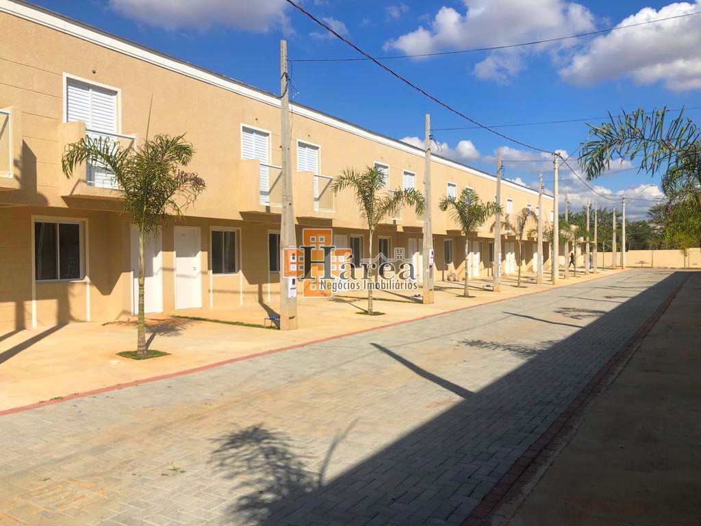 Sobrado à venda com 2 quartos, 53m² - Foto 2