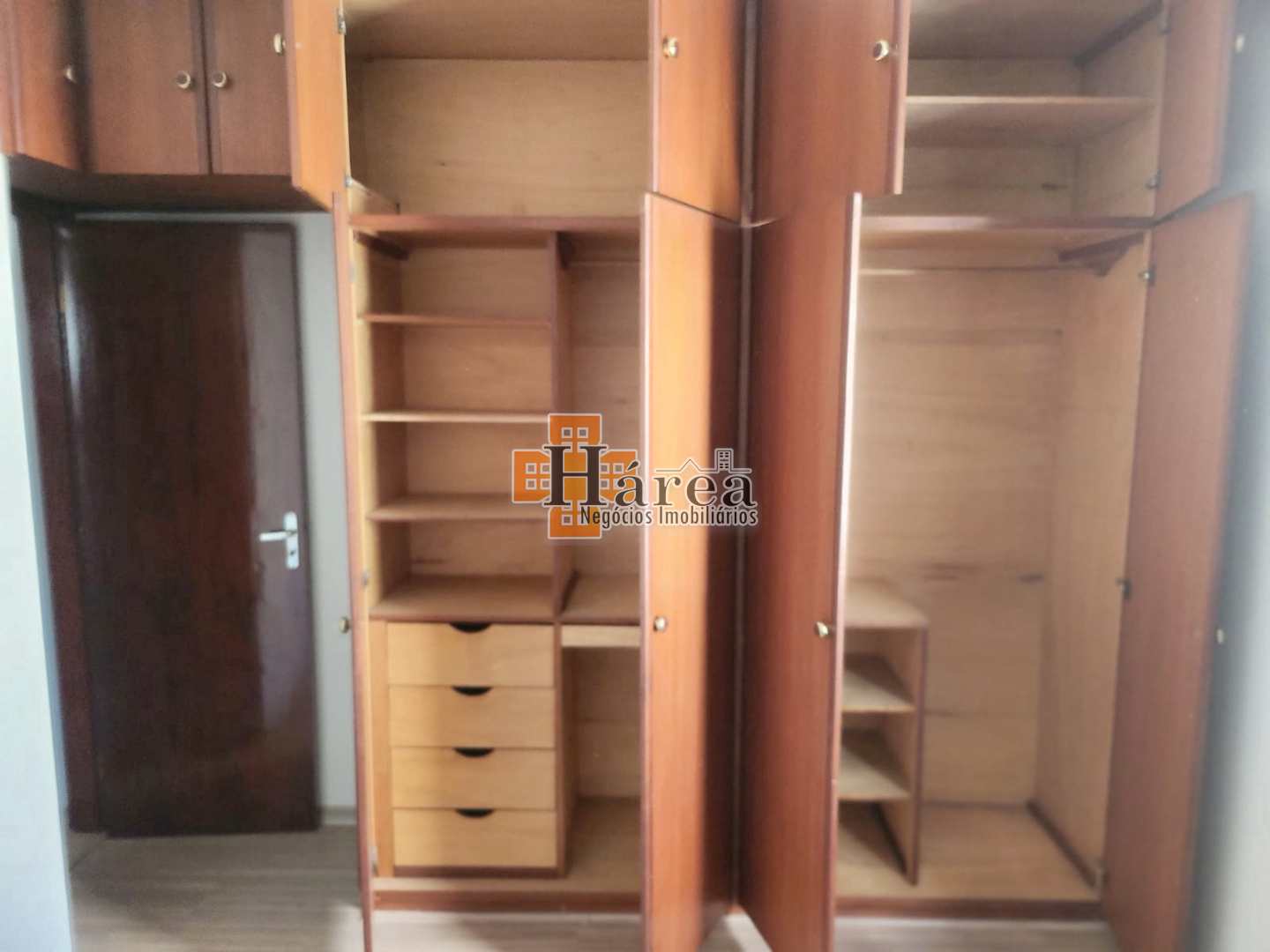 Apartamento à venda com 2 quartos, 64m² - Foto 13