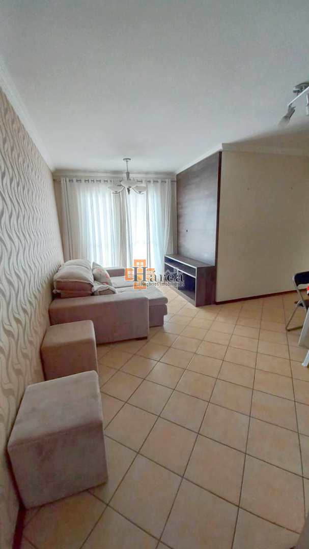 Apartamento à venda com 3 quartos, 105m² - Foto 3