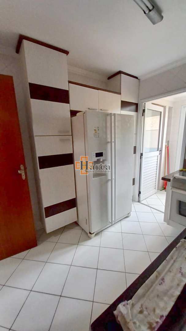 Apartamento à venda com 3 quartos, 105m² - Foto 6