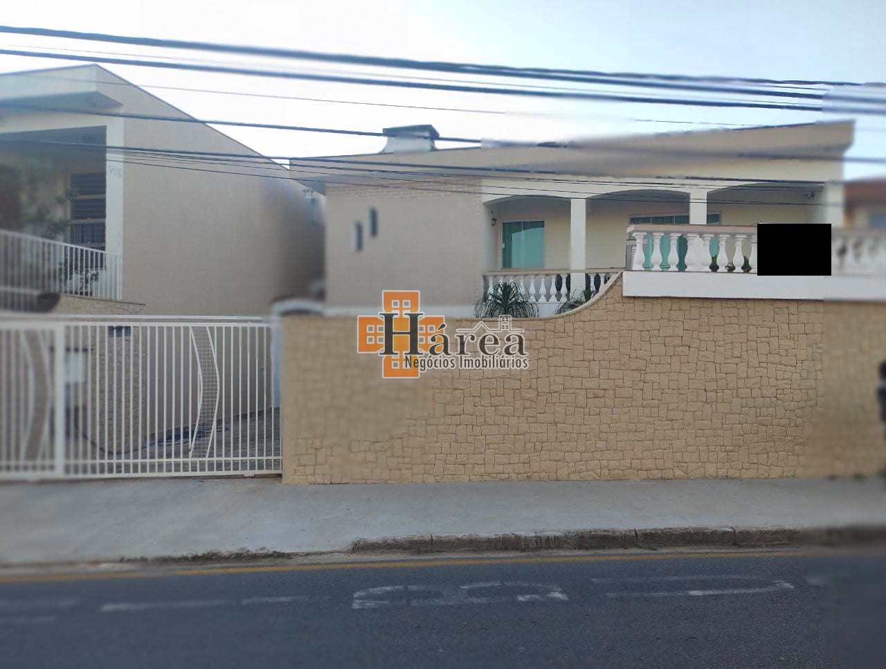 Casa à venda e aluguel com 3 quartos, 360m² - Foto 1