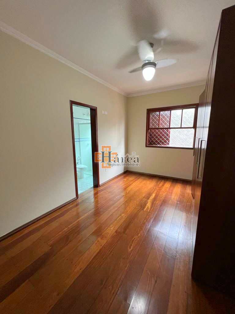 Sobrado à venda com 3 quartos, 242m² - Foto 9