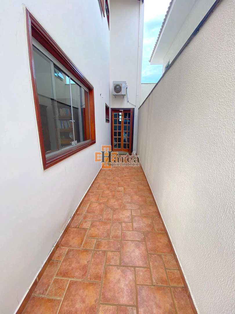 Sobrado à venda com 4 quartos, 342m² - Foto 20