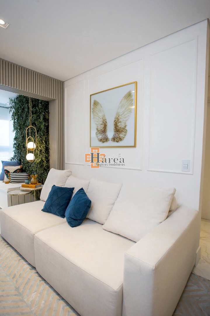 Apartamento à venda com 2 quartos, 72m² - Foto 3