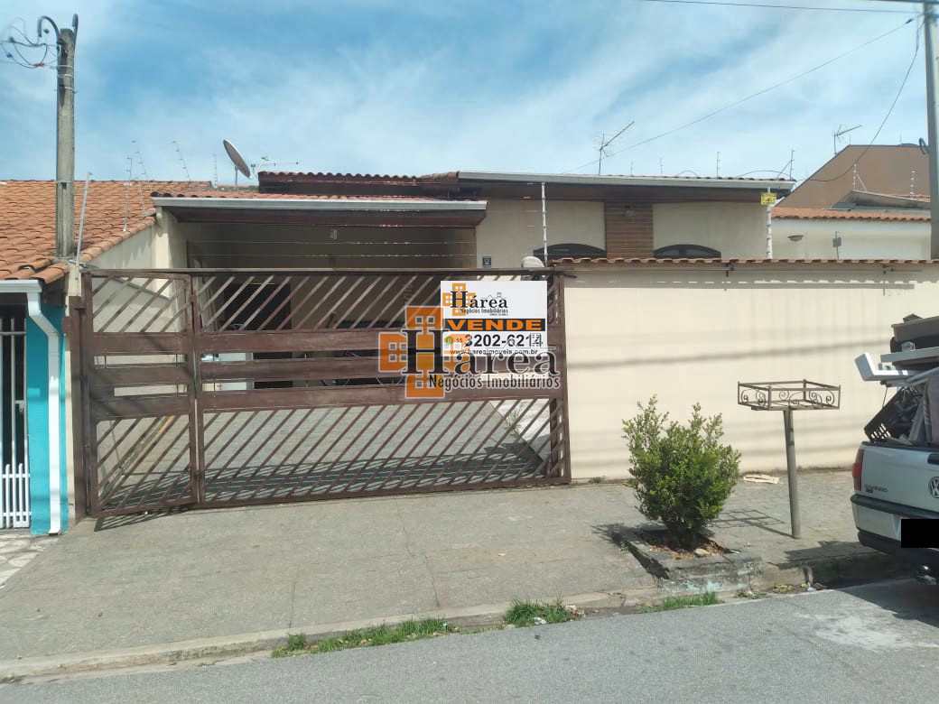 Casa à venda com 3 quartos, 145m² - Foto 1