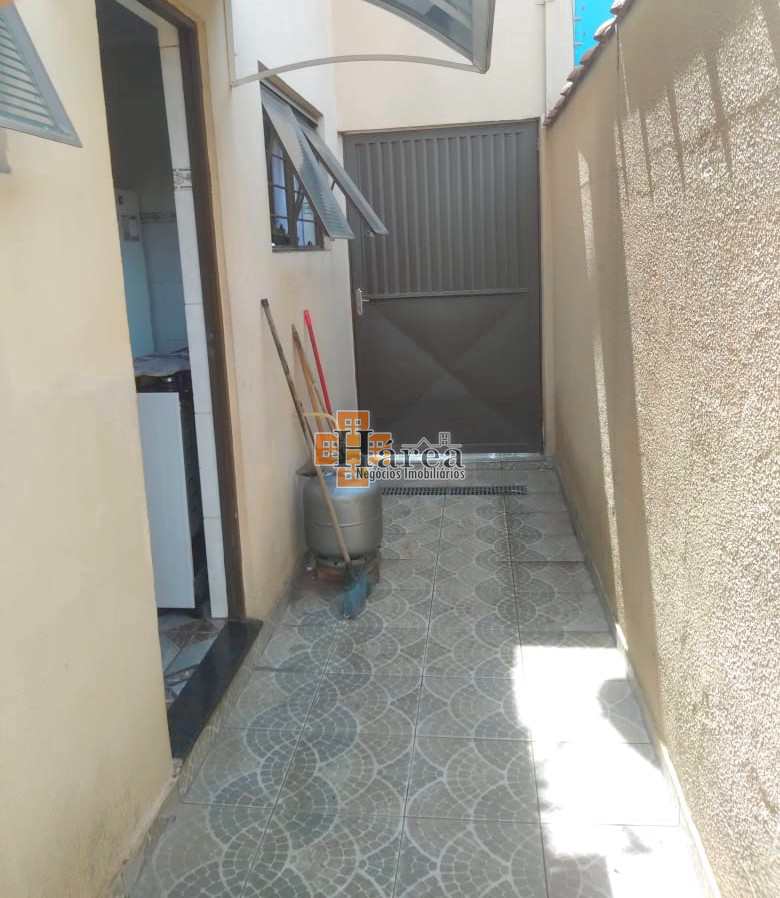 Casa à venda com 3 quartos, 145m² - Foto 13