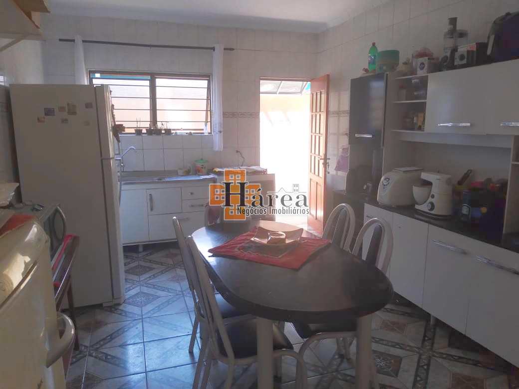 Casa à venda com 3 quartos, 145m² - Foto 5