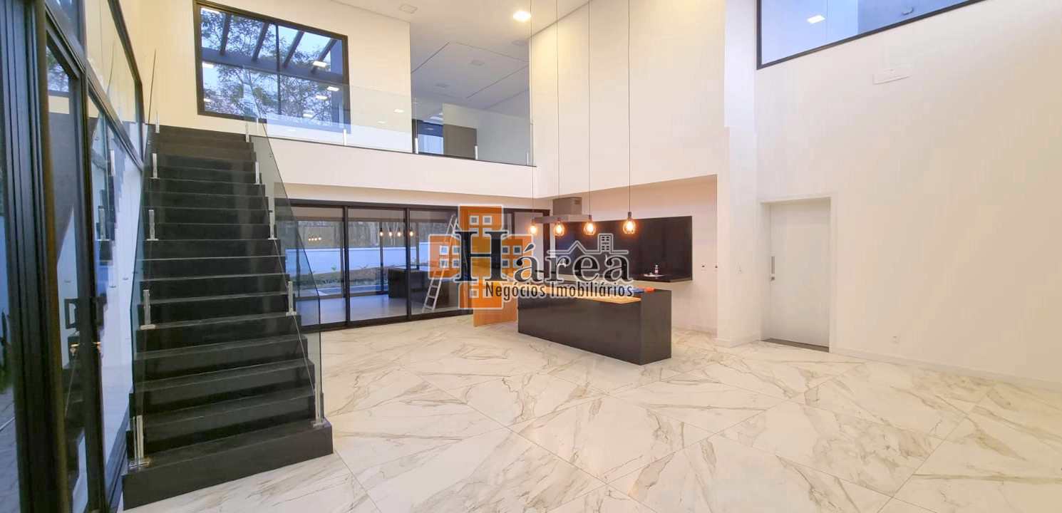 Sobrado à venda com 3 quartos, 326m² - Foto 4