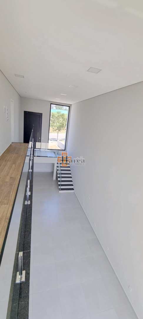 Sobrado à venda com 3 quartos, 204m² - Foto 4