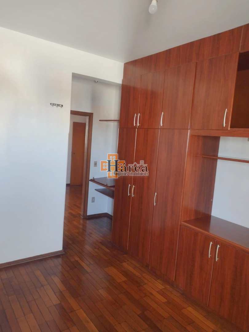 Apartamento à venda com 3 quartos, 231m² - Foto 23