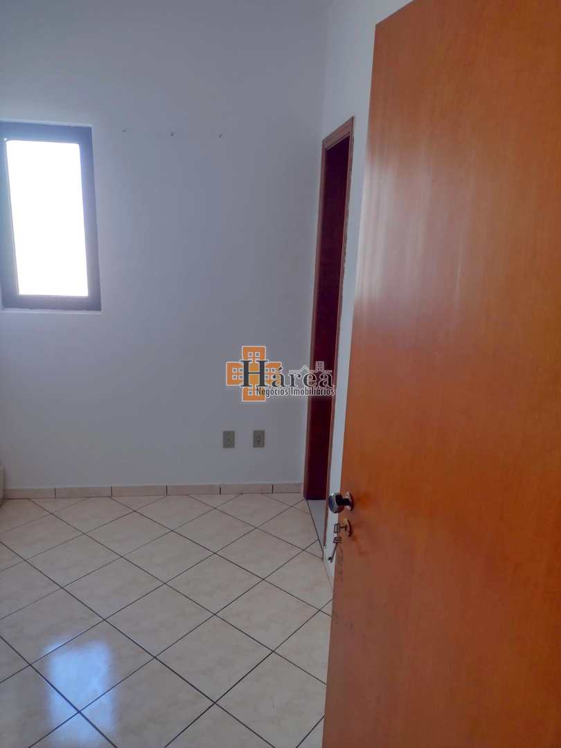 Apartamento à venda com 3 quartos, 231m² - Foto 20