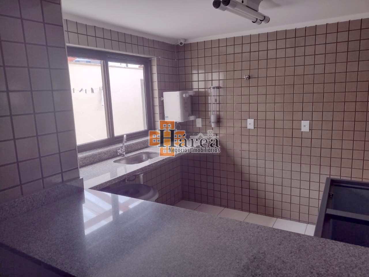 Apartamento à venda com 3 quartos, 231m² - Foto 12