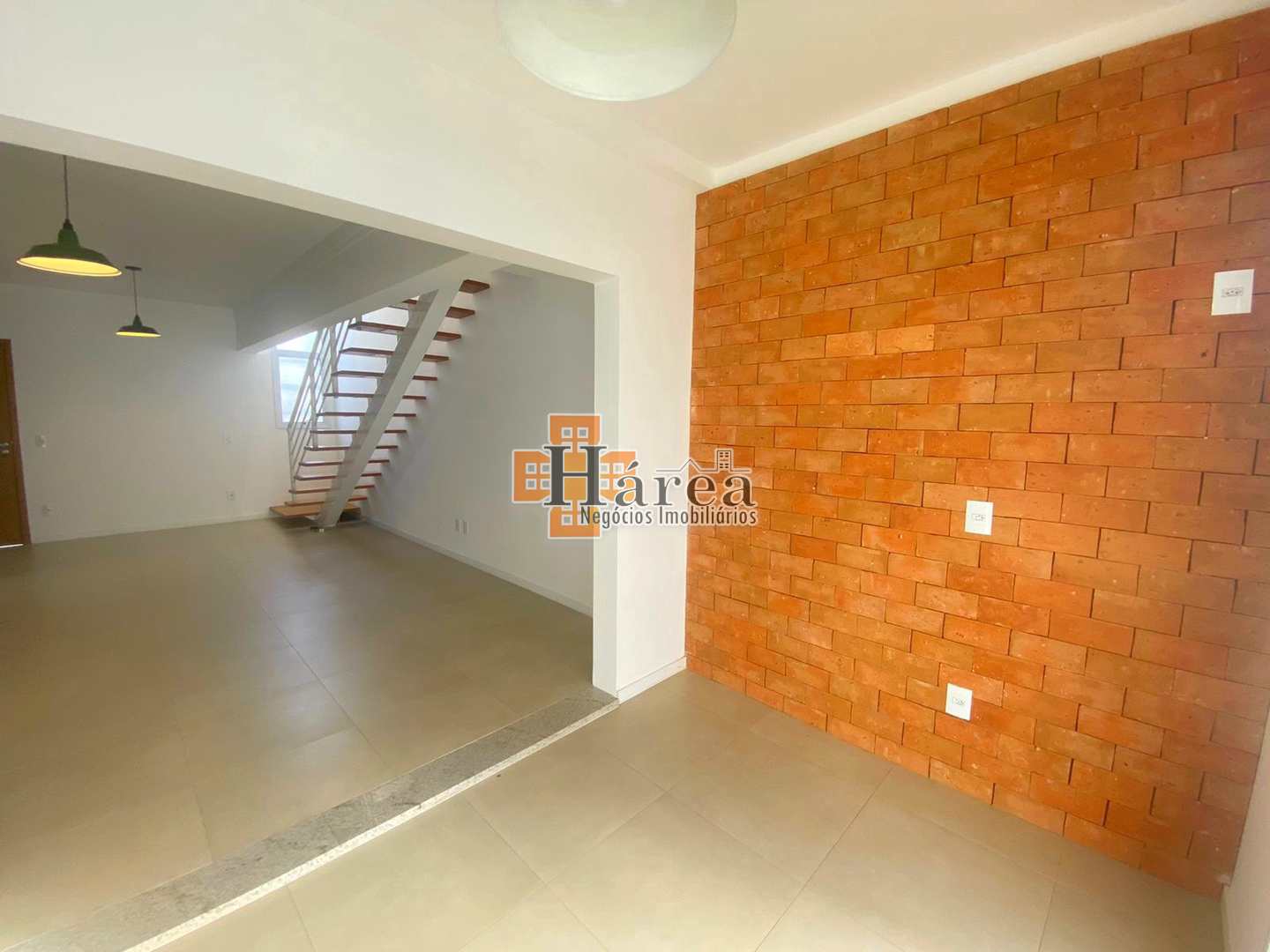 Sobrado à venda com 3 quartos, 140m² - Foto 2